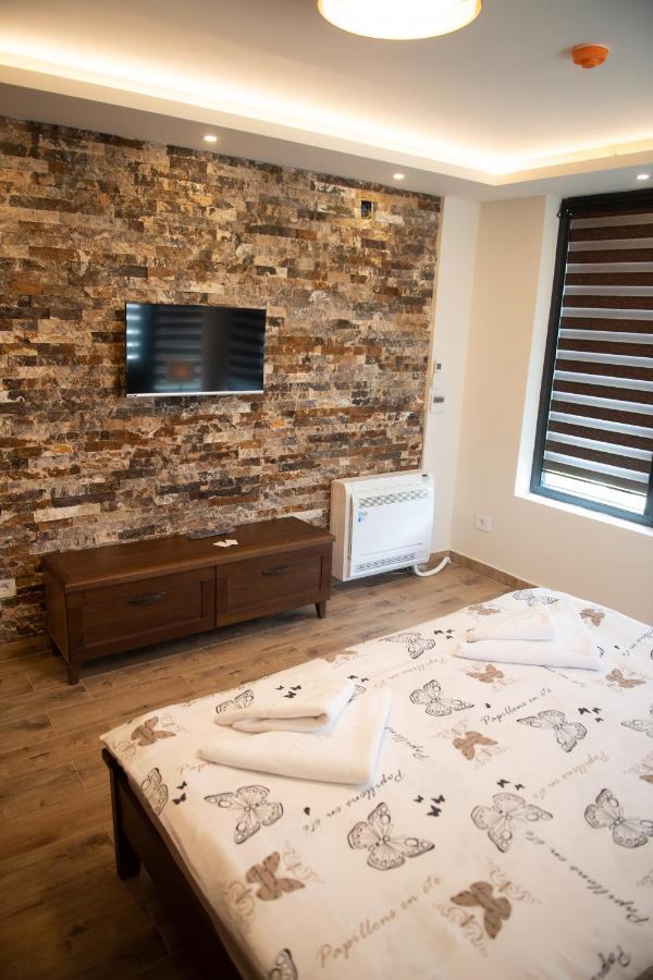 Zoo Misic Prenociste Hotel Vranje Exterior photo
